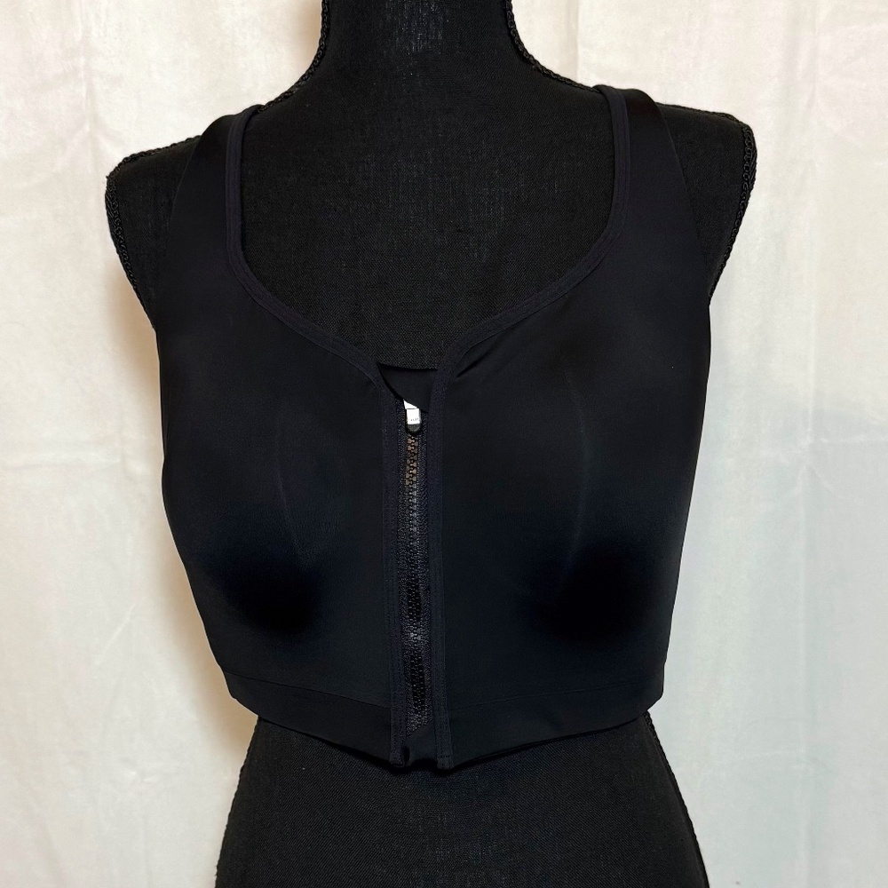 ATHLETA Advance Zip Front Bra